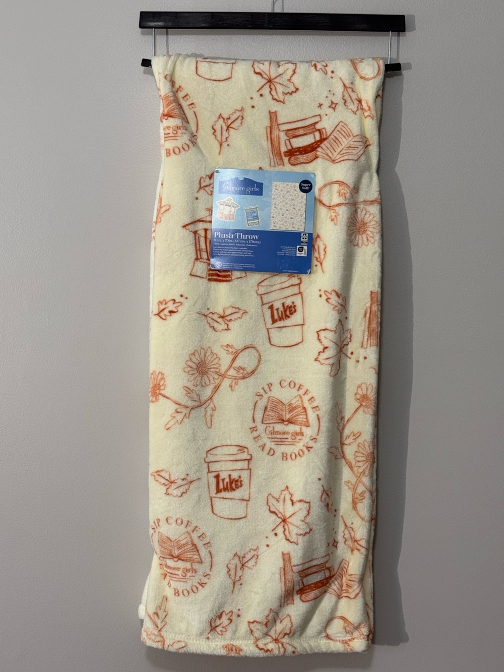Gilmore Girls Sip Coffee Read Books Plush Throw 50x70 Throw Blanket. NWT